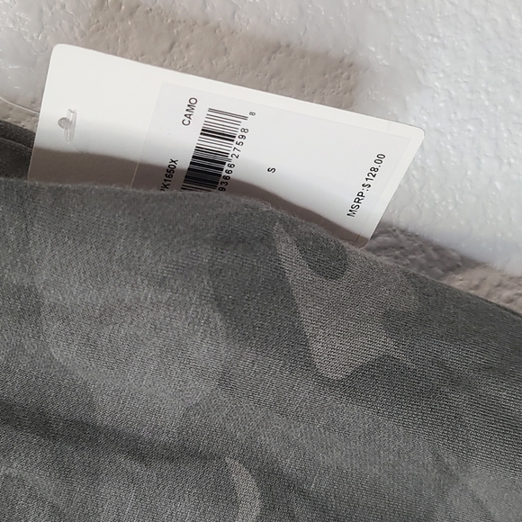 NWT Splendid gray camo jogger sweats small - Picture 3 of 9